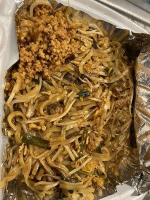 N1. Pad Thai