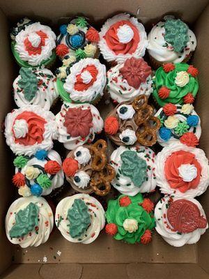 Holiday cupcakes for family Holiday party.