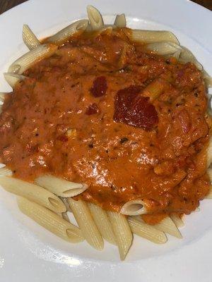 Penne Pasta with Tomato Basil Cream and Garlic Bread