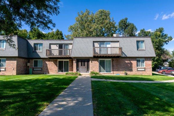 Hamilton Trace Apartments in Okemos, MI