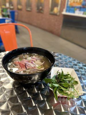 Beef Noodle Soup w/ All Meats (Pho Bo)