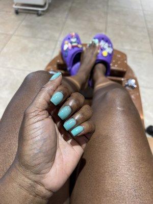 Dip on nails and gel on feet