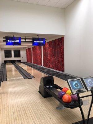 Land Rover Madison has a bowling alley!