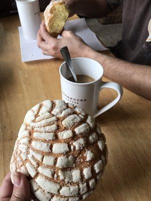 National Concha Day best served by this panadería that has the yummiest conchas ever!!!!!!