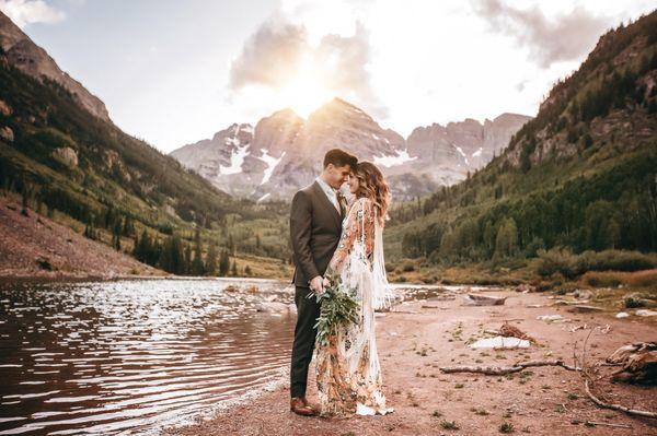 Destination Weddings & Elopements - Maroon Bells, CO