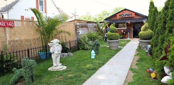 House of Hounds is designed for a experience like no other!