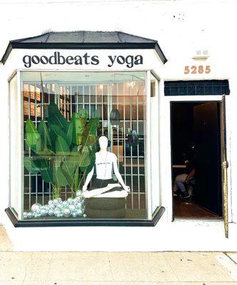 Front of GOODBEATS Yoga Studio