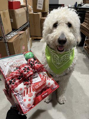 Lucca helping make buddies gifts for the holidays!