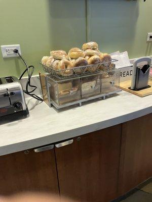 bagel Station