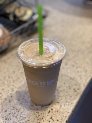 Medium ginger chai smoothie ($5.29)