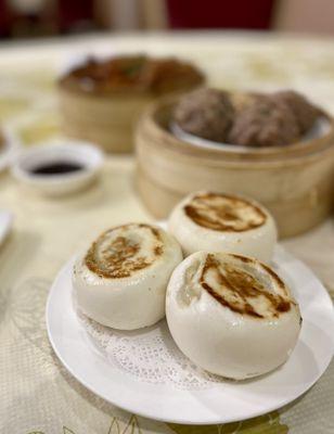 Pan Fried Pork Buns