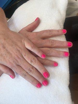 I had the most fabulous gel manicure and pedicure from the ladies here Jennie and Kim