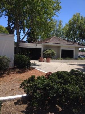 Main entrance (on Montecito St)