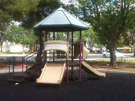 Play structure for younger kids