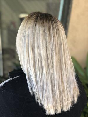 Shadow root blonde