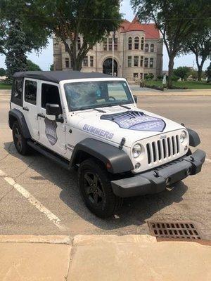 Summers Insurance Agency Jeep Parked at the Rochester, Fulton County, Indiana satellite office.