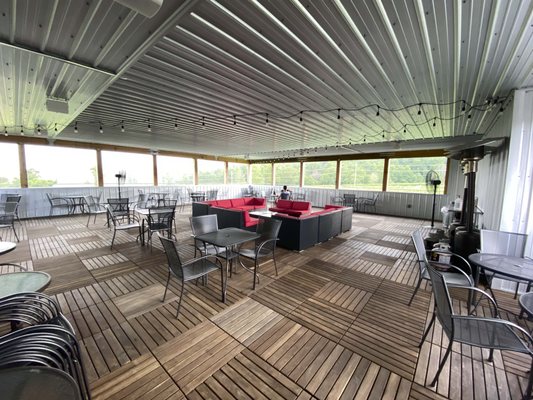 Rooftop Deck overlooking vineyard (adults only, must be 21+)