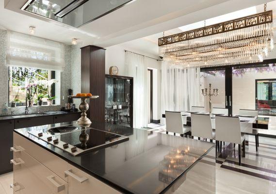 Beautiful kitchen/dining room