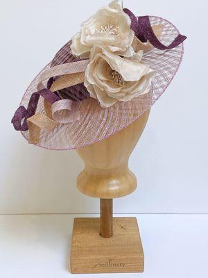 Bias brim saucer hat with flowers