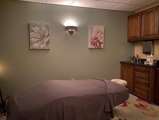 Health In Harmony has clean relaxing environments for your treatments.