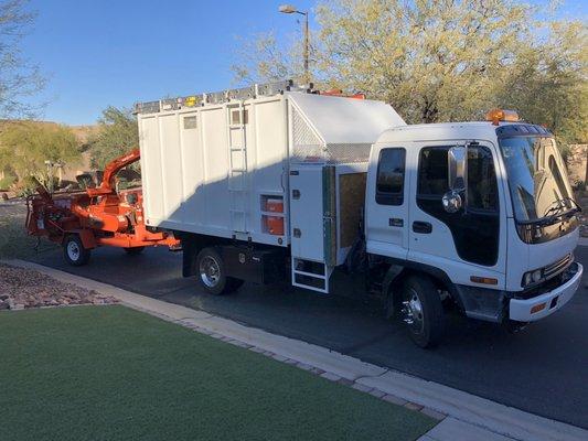 GREAT CUSTOM CHIPPER BODY DUMP TRUCK!