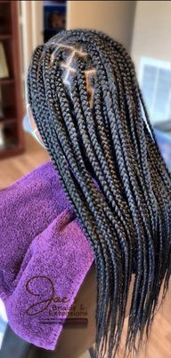 Large Knotless Box Braids