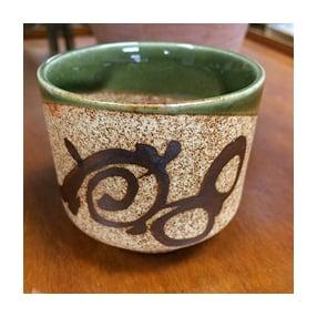 We carry ceramics and earthenware.