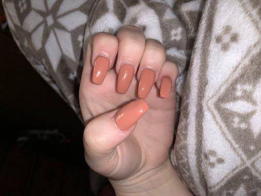 nails