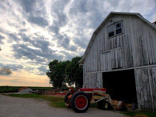 Beautiful sunset at the farm! Stopped for sweet corn and had to snap a pic!