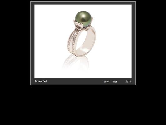 Tahitian Pearl Ring in 18kt white gold.