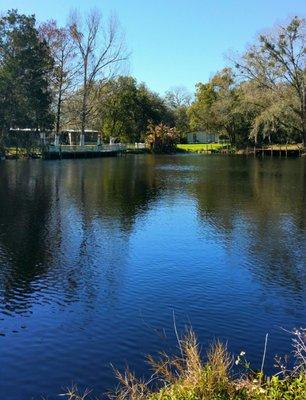 Beautiful lakefront location