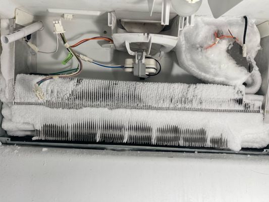 Refrigerator ice to be melted and maintained properly