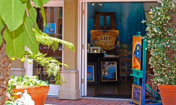 RainDance Art Gallery and Local Art Studio Entrance