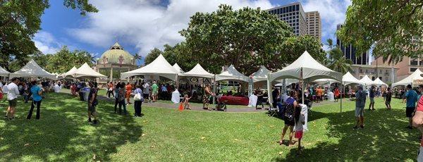 Assorted vendors lined up on the Coronation Lawn of the Iolani Palace