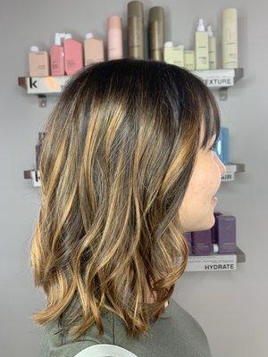 A little root melt, with some Carmel hand painted strokes for the fall!