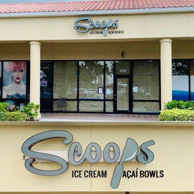 Scoops Naples