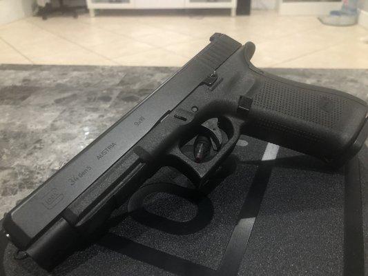 G34G5MOS $649 by far best price I've seen this in months