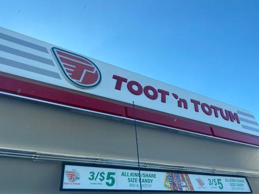 Toot'n Totum