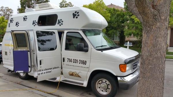 Another view of the mobile grooming van