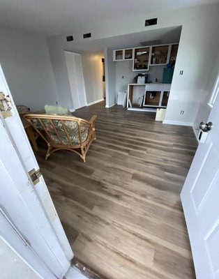 James & Sons Flooring