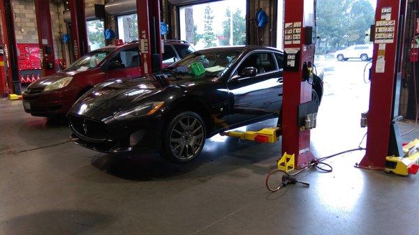 My Maserati had tires installed here. Top notch job compared to the dealer. Free repairs under warranty. Workers are friendly&professional.