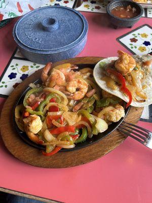 Shrimp fajitas, a little overkill on the onions, but very good.