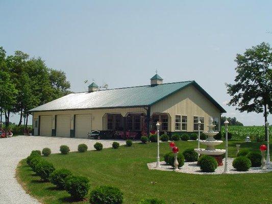 Post building home near Lafayette IN