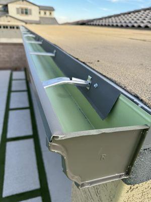 Gutter install