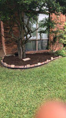 Mulch lay spring clean up