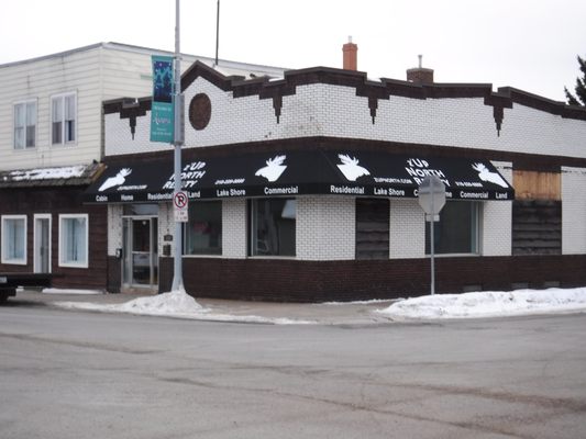 Stationary Awning Sign