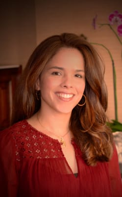 Dr. María E González-Del Castillo, DMD. Specialty: Periodontics