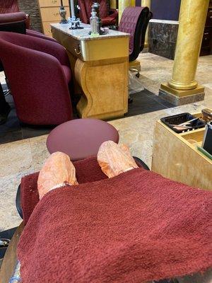 Paraffin Pedi (Includes Complimentary Wine)