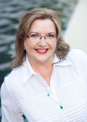 Roxanne Bailey-Independent Realty