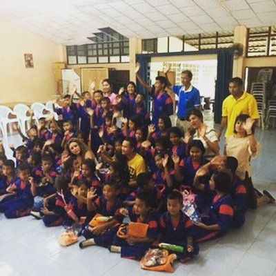 Group photo! Kids of Thailand nakon were very happy